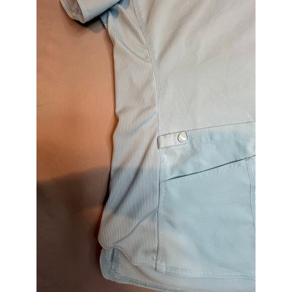 MedCouture Touch Scrub Top Light Blue Women’s Medium Excellent Condition - Picture 4 of 9